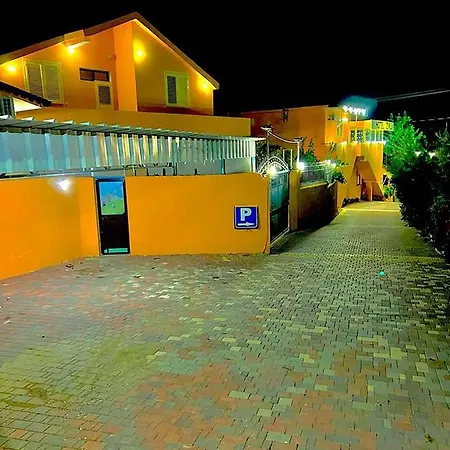 Ziku Durrës